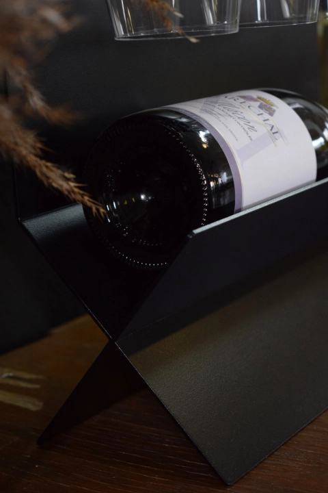 Metalowy stojak na wino Rosso I