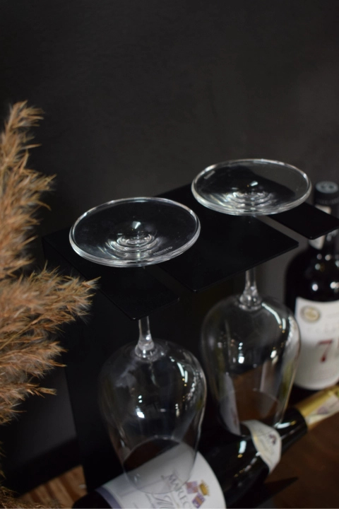 Metalowy stojak na wino Carmen