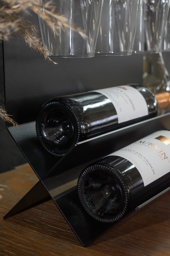 Metalowy stojak na wino Rosso II