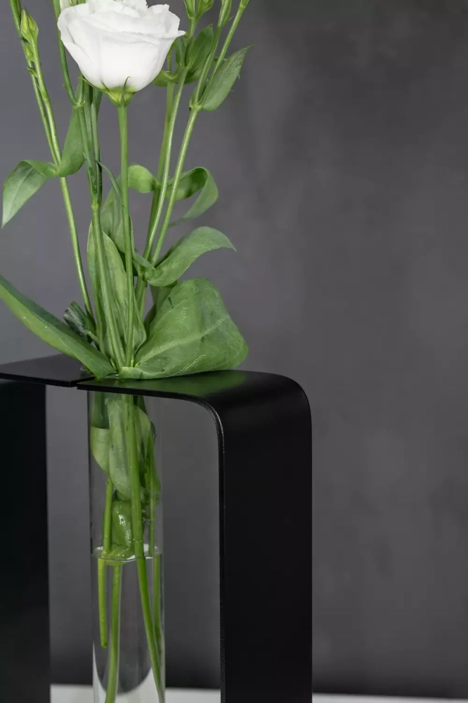 Nowoczesny wazon Linea