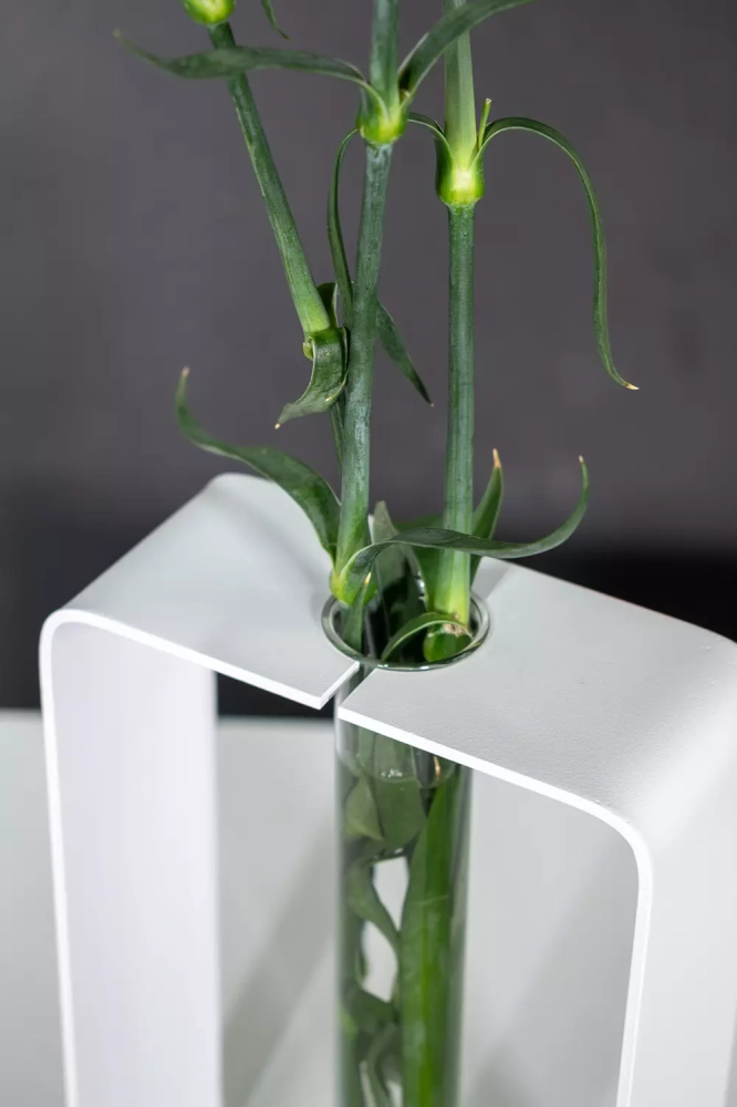 Nowoczesny wazon Linea