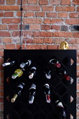 Stojak na wino, fot. Łukasz Nowosadzki - Archilens.pl.