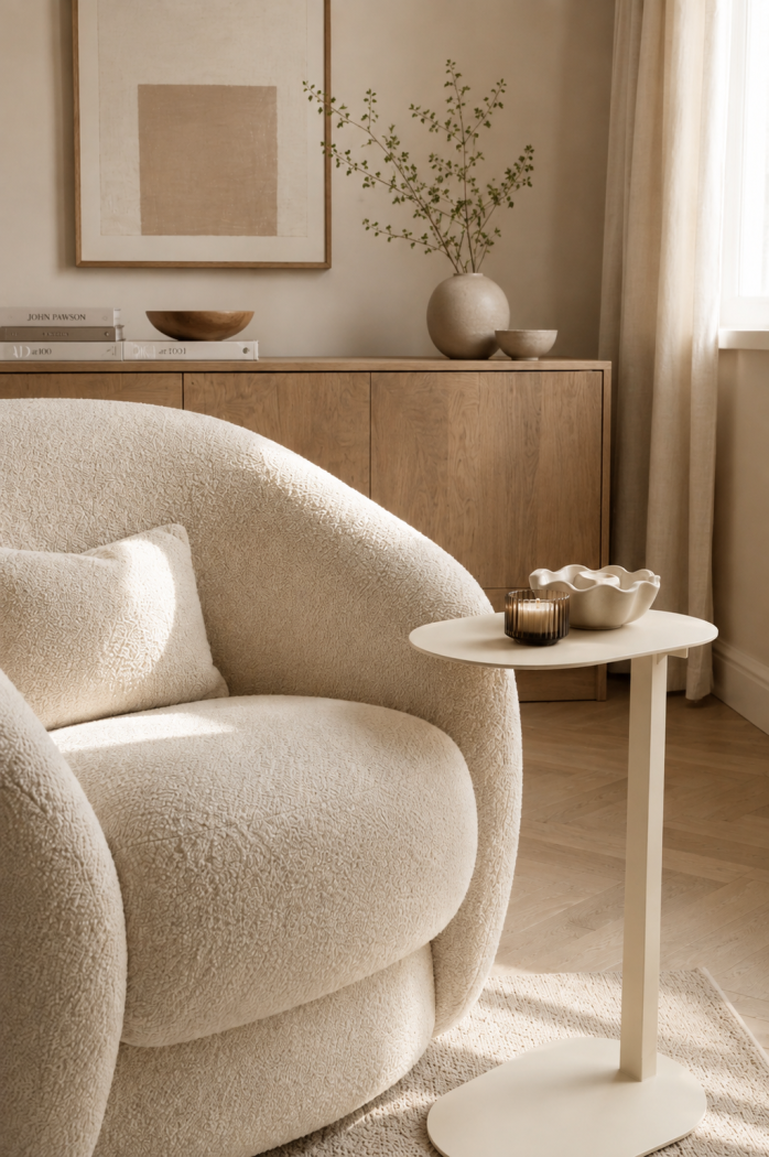 Stolik pomocniczy do kanapy Ovelo Mini